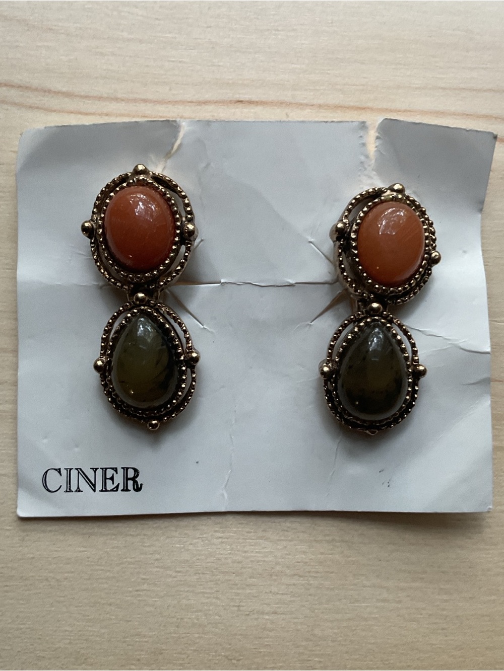 VTG CINER Double-Drop Clip-On Earrings